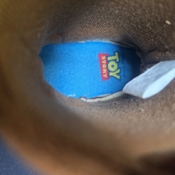 Sold - Picture 5 of 6